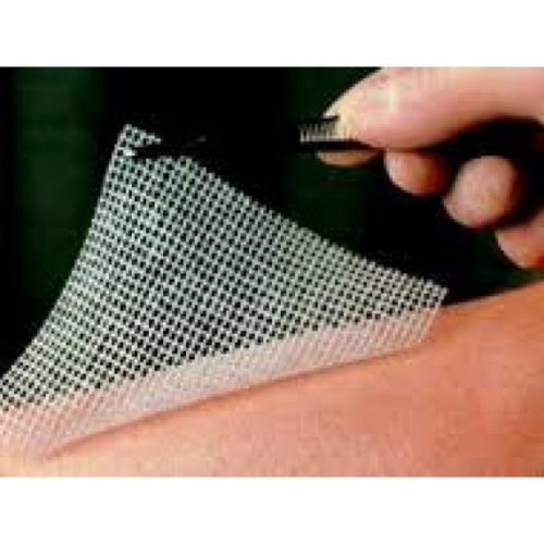 LOMATUELL H vazelinnel impregnált géz 10 cm x 10 cm