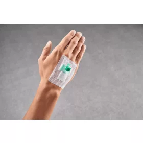   Curafix i.v. Soft (6 x 7,5 cm) steril kanülrögzítő tapasz flízanyagból