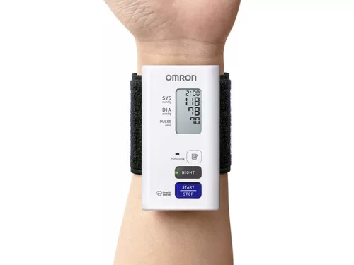 Vérnyomásmérő OMRON NightView automata csuklós vérnyomásmérő Bluetooth adatátvitellel